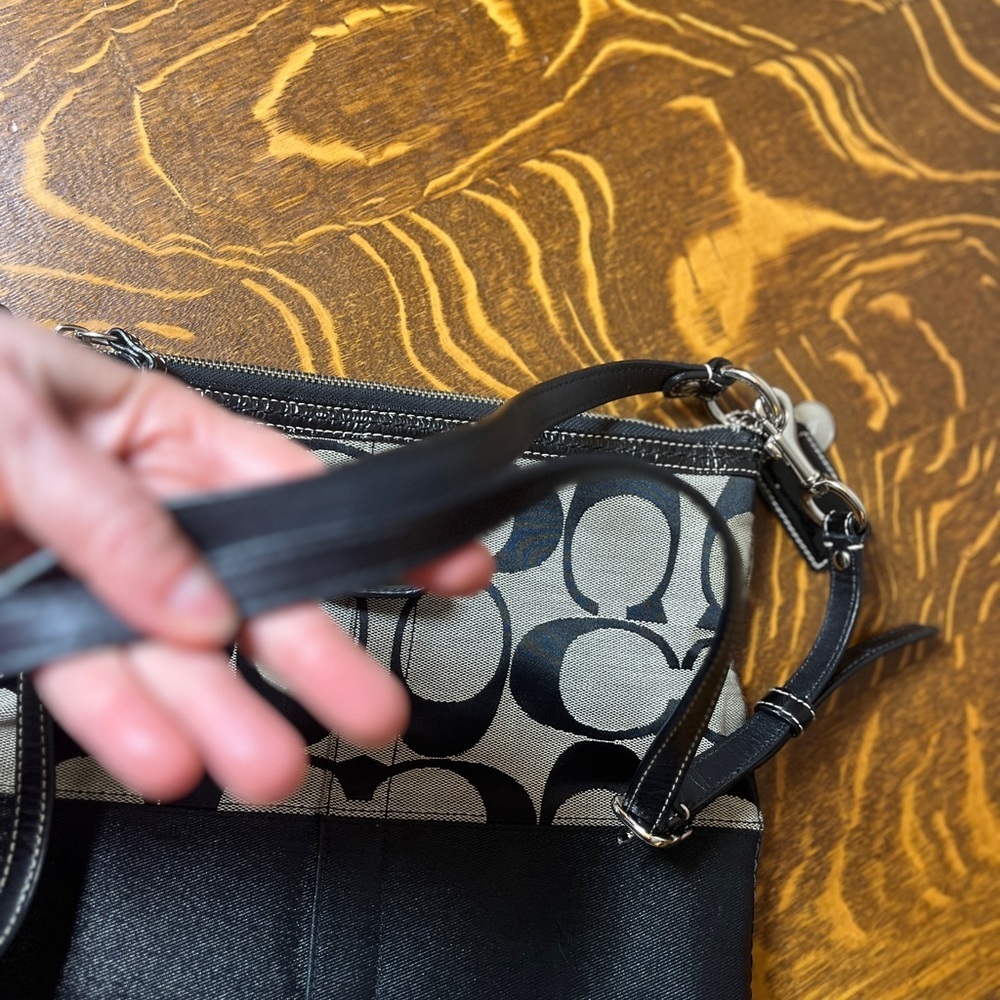 Coach Signature C Black and Gray with Black stripe Convertible Shoulder Bag - Picture 7 of 13